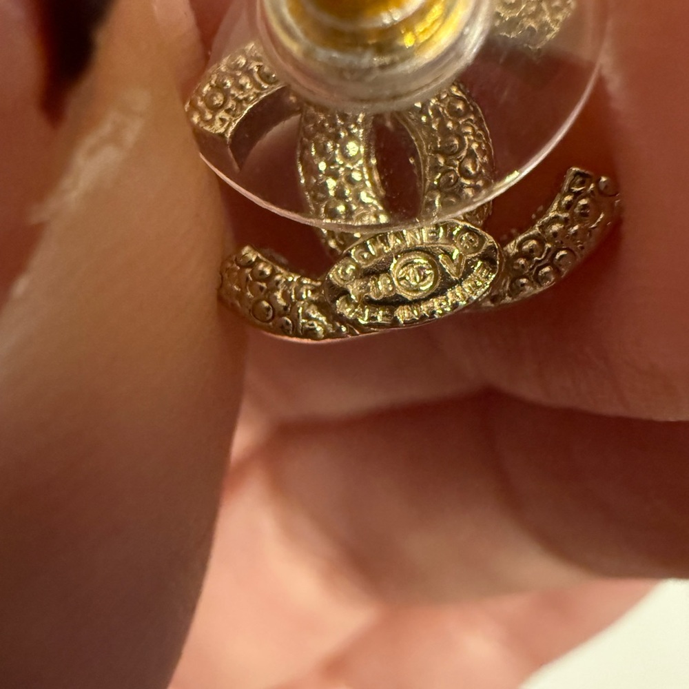CHANEL Mini Gold Crystal CC Stud Earrings - Picture 8 of 9